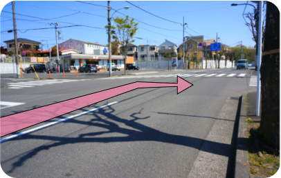 セブンイレブン 右折案内